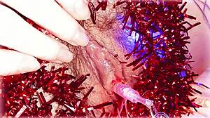 Yksinoikeudella varustettu joulujuhla, jossa on karvainen ja luonnollinen klitoris korkealaatuisessa videossa