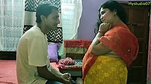 Amatőr indiai pár részt vesz anális szexben és punci dugásban